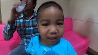 เยี่ยมหลานน้อยน้องนับตังค์เข้าโรงพยาบาล