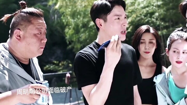 Chu Minh Minh đối mặt với cảnh công ty phá sản, bạn bè lừa gạt, chỉ còn lại Ding Ding Ding ở bên cạn