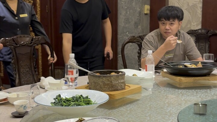 The kids have returned to Guangzhou, let's celebrate the American Evo's victory briefly.