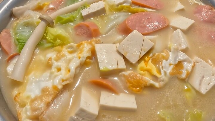 Drifting for a day could earn you one million, but you can only choose one type of food that never r