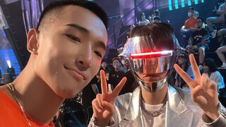 “狂爆” 战士全能铁皮1990！ 究竟是何方神圣！大个儿 蒙面舞王 第二季reaction!