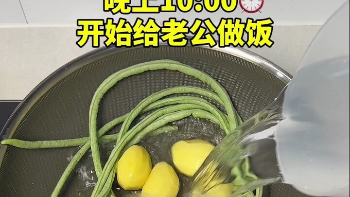 Foodie hunters, I’m late! Today feels like spending money to ward off bad luck... Let me whip up som