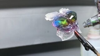 假面骑士空我，幻彩喷涂配搭灯组讲解。幻彩没有规定颜色和顺序，这里只用最简单的幻彩例子讲解。点个关注。有需求后续会更新高阶透明纹理幻彩喷涂方法。
