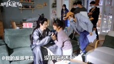 哈哈哈,萧无敌你天天就想亲…萧无敌你克制点,要不花絮多来点。