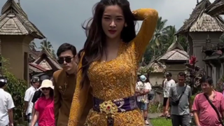 还得去马面裙😁Dara Sarasvati👍＃华流才是顶流