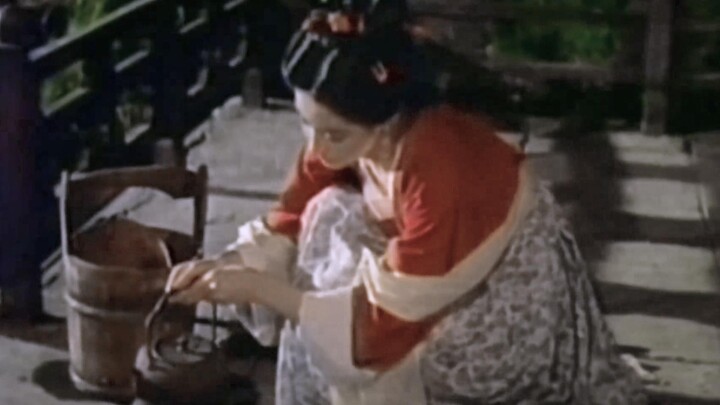 【Ngao Đẩu! Sao giờ không còn nữ chính vừa dịu dàng vừa tinh nghịch nữa nhỉ?】Phục trang, hóa trang và