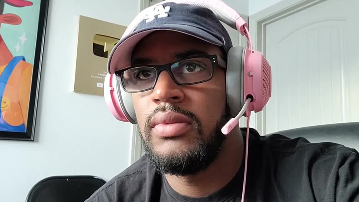 เมื่อมีคนถามคุณในเกมว่า "คุณมีไมโครโฟนไหม?" ฮ่าๆ