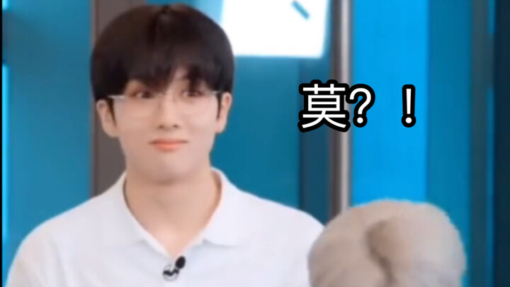 Trông mày vui quá nhỉ.