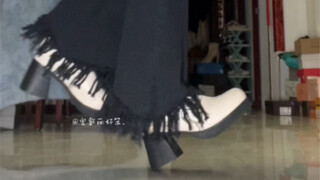 我确定了 这条喇叭裤就是为这双短靴而生的！！