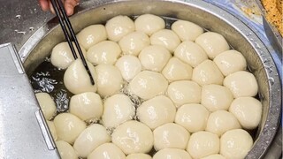 Aku tidak dapat menahan benjolan ini.