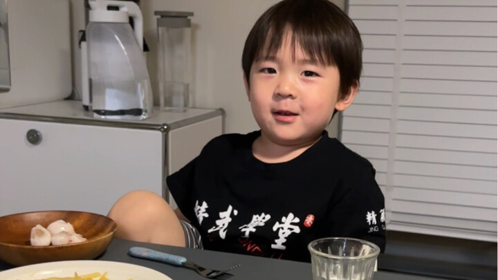 “Strange Topics at the Dinner Table”
