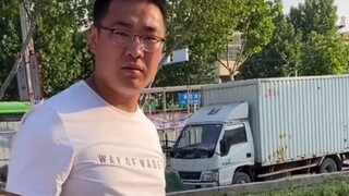 上回笑得太气人了，这回遇到还是一样，必须安排！
