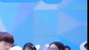 [Panggung Roadshow B&Z Chengdu] Edisi Penghargaan EXO-Roar-MAMA-2020 Tarian Acak Stasiun Jalan Chunx