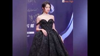 Quan Hiểu Đồng ngày càng xinh