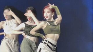 เกิร์ลกรุ๊ปวงไหนขึ้นเวทีแบบไม่มีไมค์บ้างคะ (ปลอม 555)