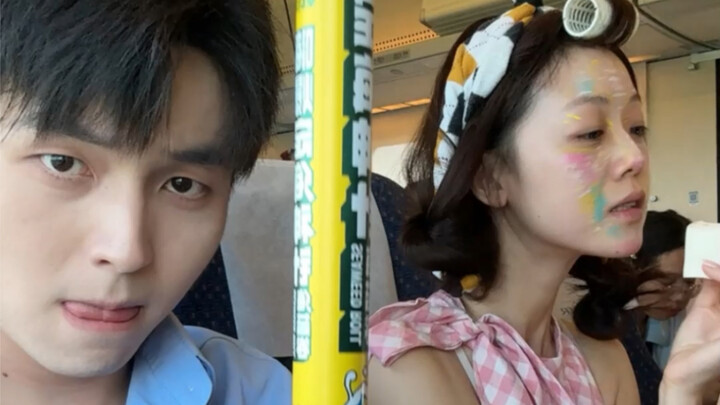 Xong rồi! Gặp được người còn ảo hơn cả mình!