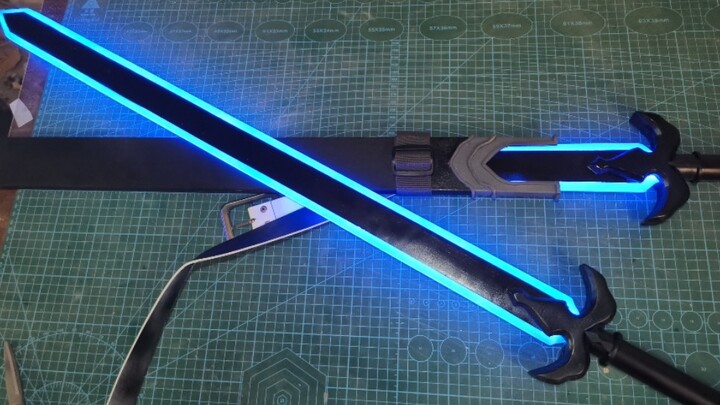 A complete set of molds for the sword of the night sky, one night sky a day.