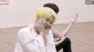 【TXT】Một phòng tập nhảy khiến tôi cười nghiêng ngả hahahahahaha