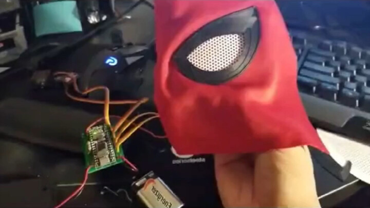 A genius crafts Spider-Man props by himself—so awesome!