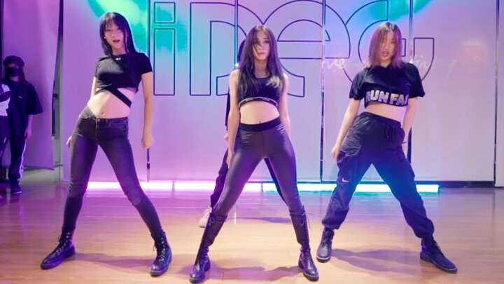 【IDeG】Black Pink-Bitch Better have my money cover｜Beautiful girl, I can do it!