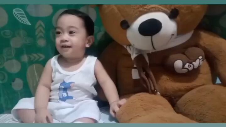 My Happy Baby. Emoji's video #son #gabriel #gab