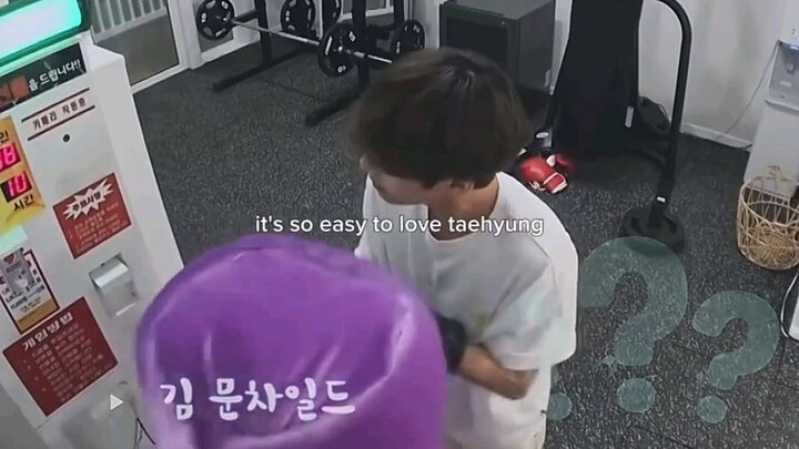 it's so easy to love taehyung