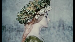 超现实主义美学-“诗人已死，缪斯永生”【石榴的颜色】