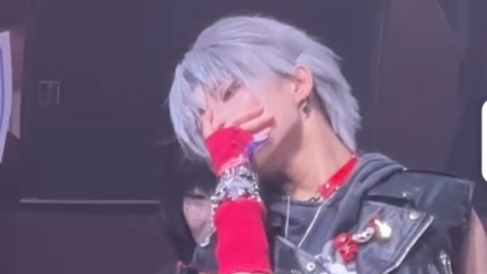 【Dance with Me | Alien Stage】Till dances wildly!