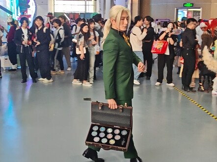 No wonder it's Warlord Dragon!