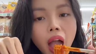 Breakfast of a Korean Female Chaebol