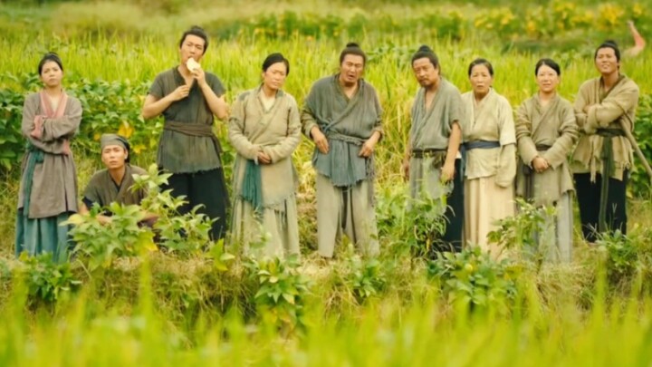 Baju kasar dari kain rami, rumah kuno, hiasan rambut — drama ini benar-benar nggak berlebihan sama s