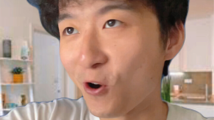 Ketika Teman Sekamar Asal Inggris Pertama Kali Menggunakan Minyak Wangi