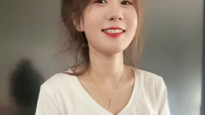 “Ngày mai mang chút đồ ngon đi nhé”