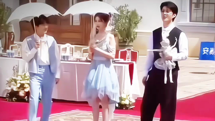 Director Yao: “I’m not recording anymore!” Haha #FanChengchengBaiLuZhouShen