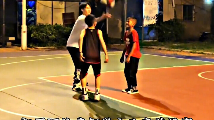ทุกคนบอกว่าท่วงท่าการเคลื่อนไหวของจื้อไจ่เฟยดูคล้ายฉัน วันนี้จะเล่าเรื่องราวระหว่างเราให้ฟัง…
