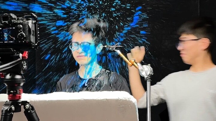 Lagi-lagi dipukul oleh karyawan.