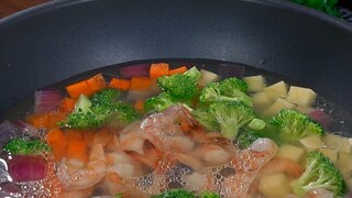 إن سحق البطيخ وتحويله إلى أرز يشكل في الواقع طعامًا شهيًا كلاسيكيًا لم يتناوله 99% من الناس على الإط