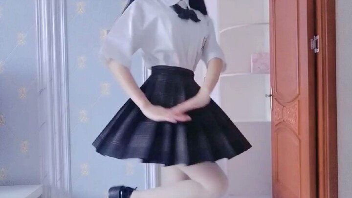 jk制服小姐姐搭配黑色长腿丝袜，跳舞太好看了！（四）