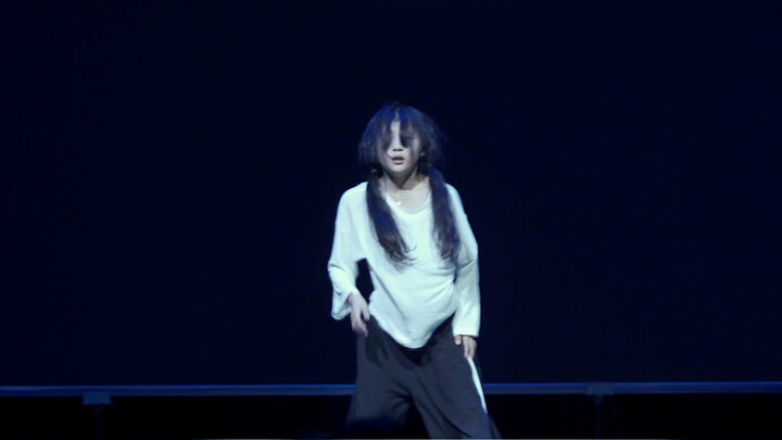【HELLODANCE Our Youth】Little Sister Xiaohuang, carrying a 10,000-jin weight, is delivering an increa