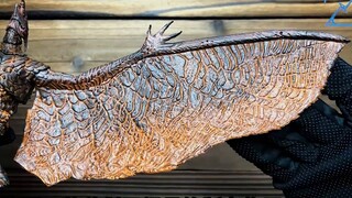 The big wings that can be twisted and pressed are worthy of the title of "wings that tear the sky ap