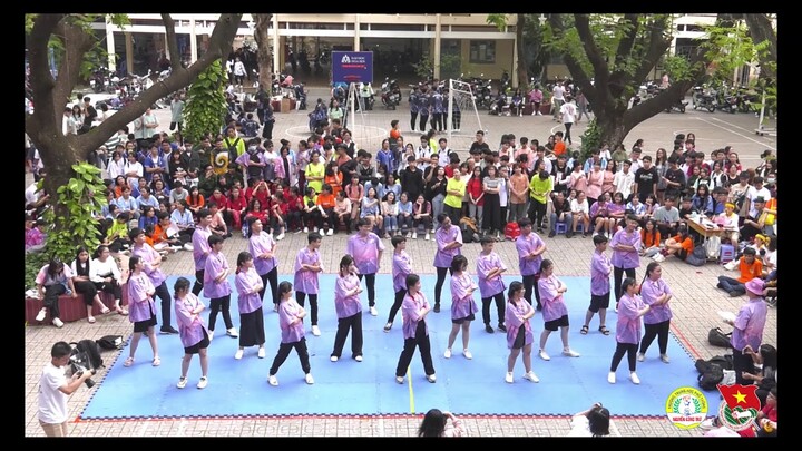 FLASHMOB NGUYỄN CÔNG TRỨ 2020 | 10A10 - TOP 20