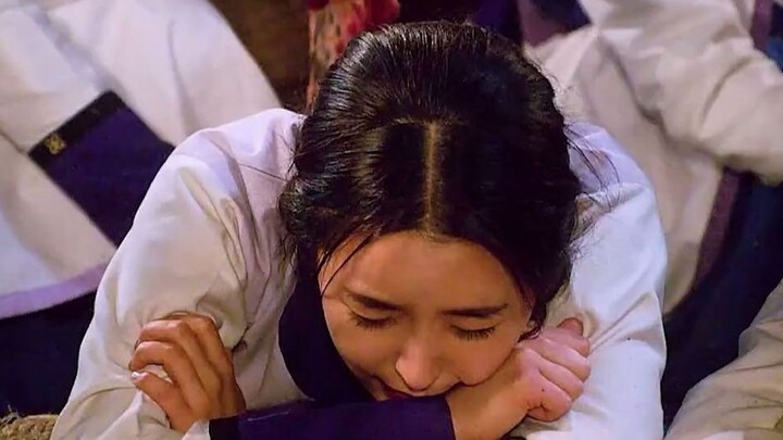 Yin Ji can’t bear to see Renye suffer punishment and pleads for mercy—but in a fit of rage, Yin Yu s