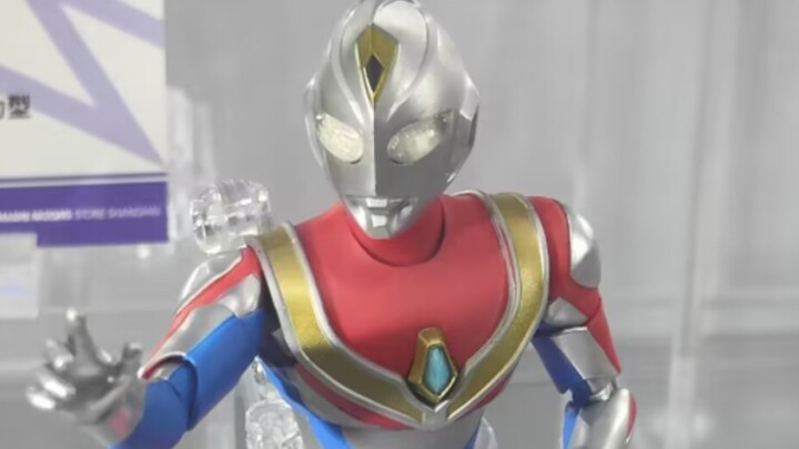 Bandai SHF real bone sculpture Dyna Ultraman Shining type latest real picture display