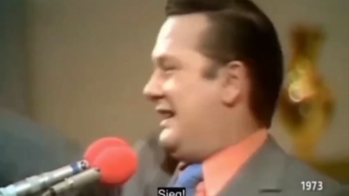 《肌  肉  记  忆》1973年西德某节目“演出事故”