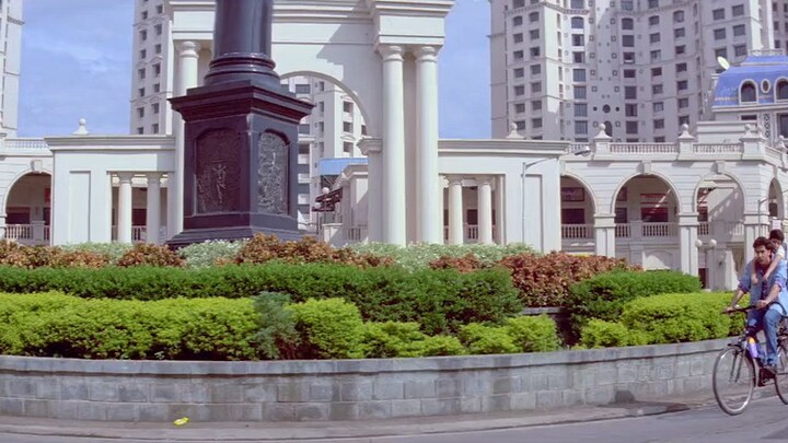 Kaho Naa Pyaar Hai by Hrithik Roshan & Ameesha Patel (2000)