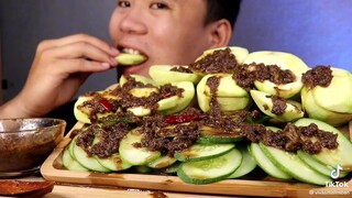 Mangga/pipino mukbang🤤🤤