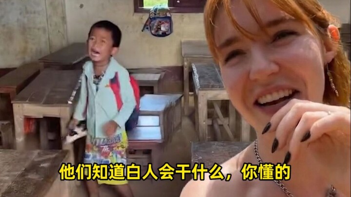 Siswa SD Laos Ketakutan dan Menangis saat Pertama Kali Melihat Gadis Kulit Putih Tinggi