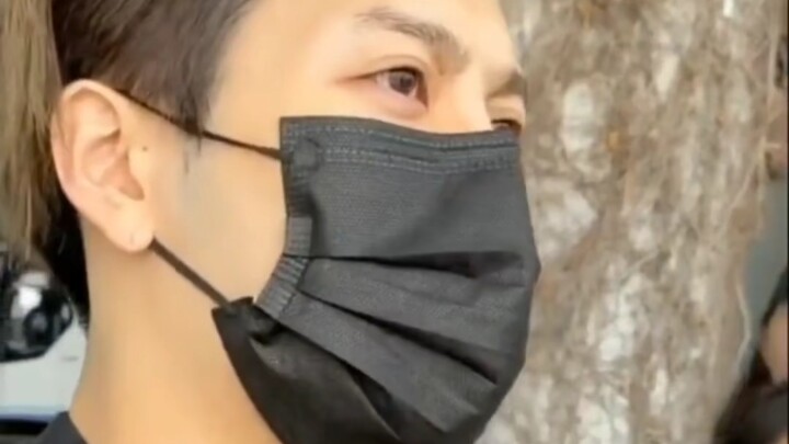 Jackson Wang: Tôi sắp 30 tuổi rồi, nếu quay thì nhớ chỉnh ảnh nhé