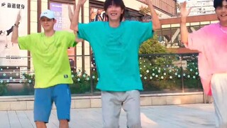 [Buqi Dance Troupe] I'm addicted to it after just one listen. I won't allow anyone to not have seen 