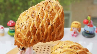 鸡腿天花板吃法！做成惠灵顿鸡腿，颜值味道无敌，带着去野餐也太哇塞了！
